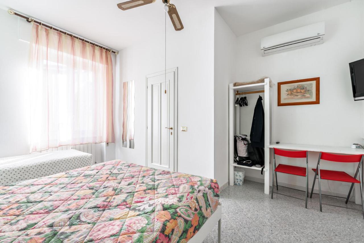 Lia Rooms 2 La Spezia Eksteriør bilde